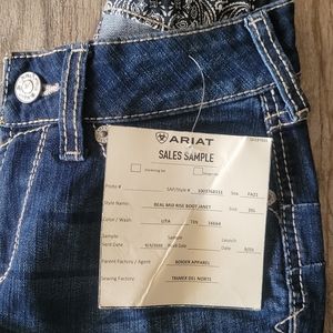 Ariat Sample Sale Jean's 26L #2